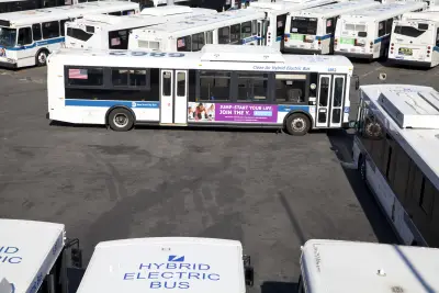 Queens bus crash injures 17, NYPD says