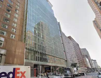 Gunman storms stage at Wikipedia conference in Manhattan, no injuries reported