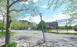 Police investigating fatal shooting in Queens park, deadly stabbing in Brooklyn IHOP