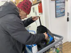 New Yorkers skip meals, change diets as Trump admin fights paying SNAP